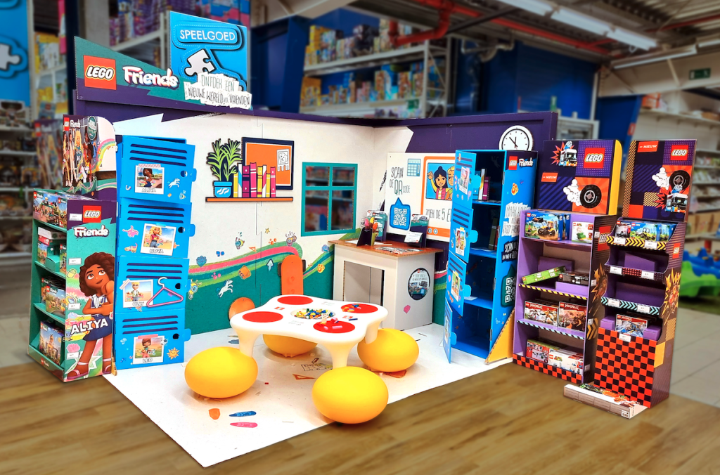 Toy clearance universe stores